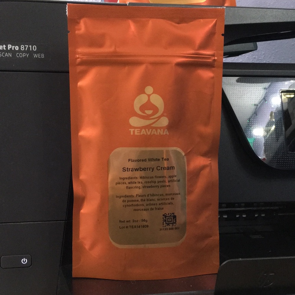 Teavana Strawberry Cream 2 oz FS bag